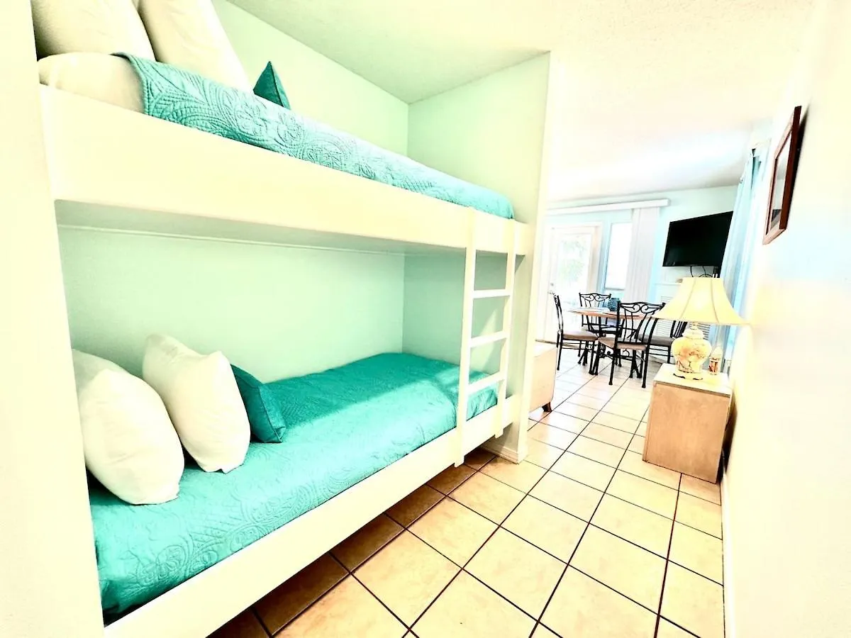Holiday home Corner Of Paradise Beach View Pool Destin