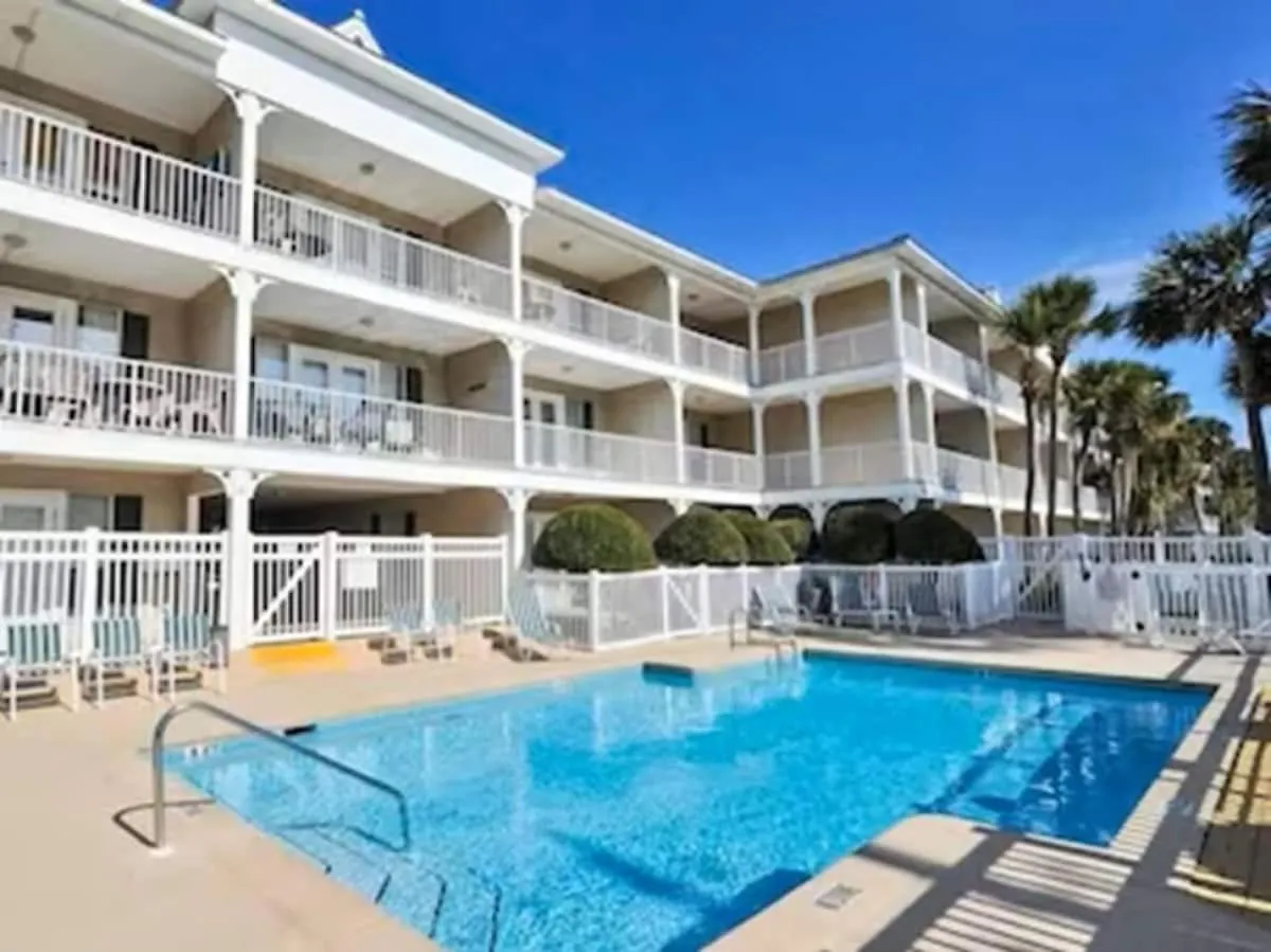 Holiday home Corner Of Paradise Beach View Pool Destin